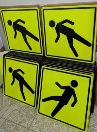 Señales de Cruce Peatonal lámina reflectiva 3M tipo XI Grado Diamante (DG3) con panel fibra de vidrio