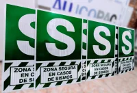 Zonas seguras reflectiva con soporte sustrato de aluminio