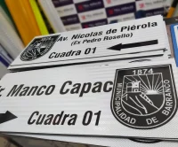 Señal informativas para calles con soporte sustrato de aluminio y lamina prismática