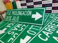 Señales infomativas con lamina reflectiva HIP y letras GI