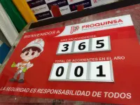 Contador en acrílico y perfiles de aluminio  para seguridad laboral